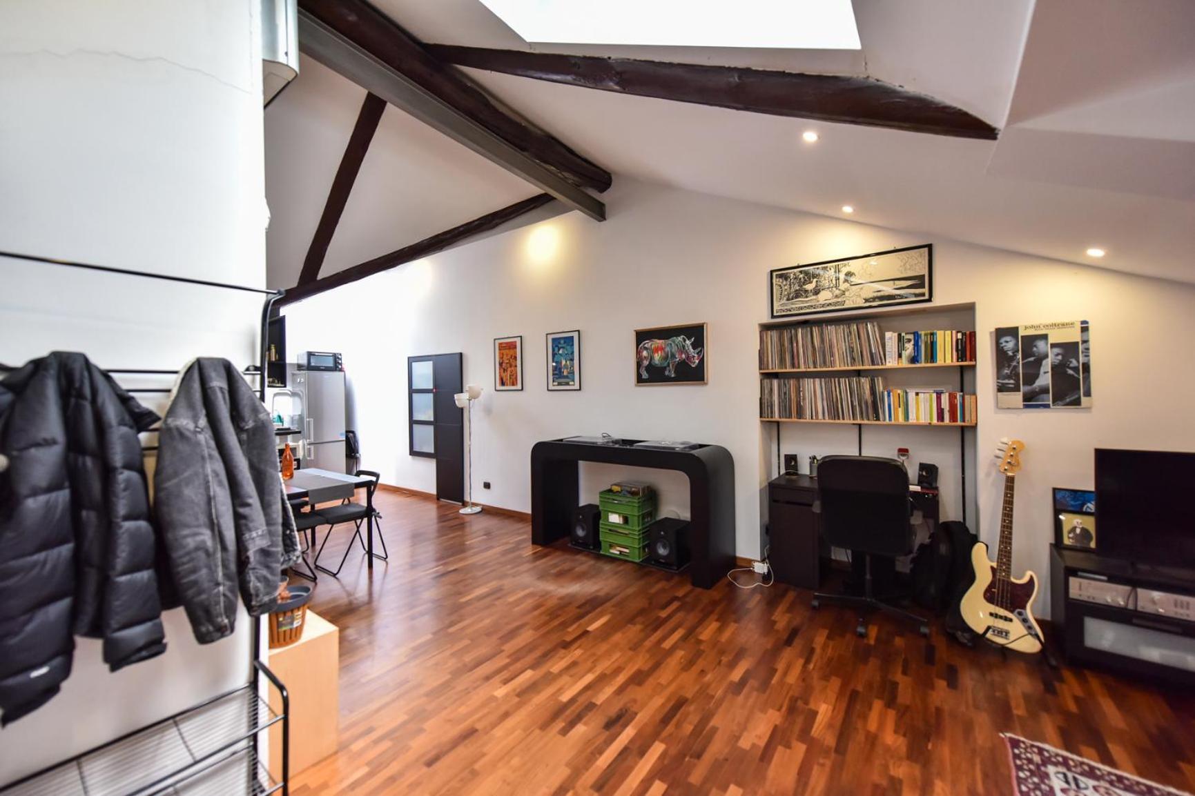 Modern Apartment Piazza Statuto Porta Susa Fs تورينو المظهر الخارجي الصورة