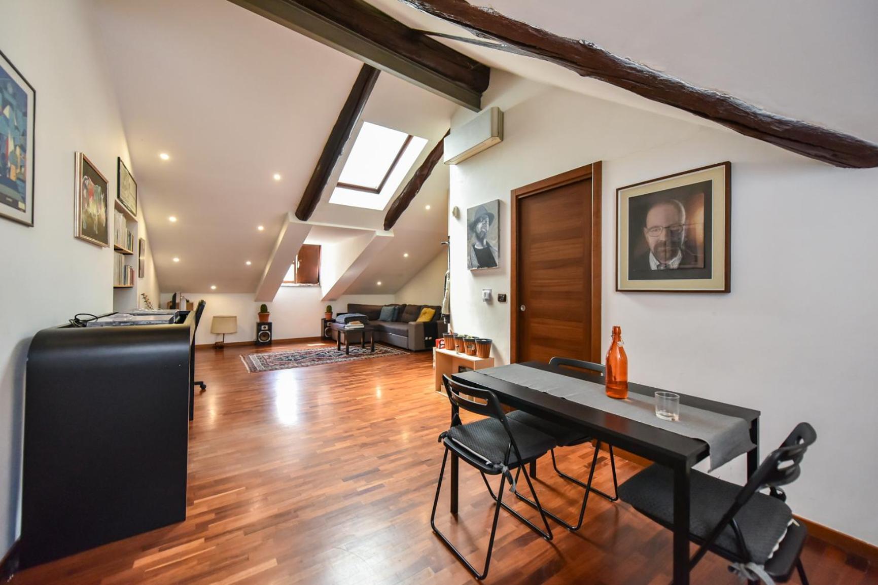 Modern Apartment Piazza Statuto Porta Susa Fs تورينو المظهر الخارجي الصورة