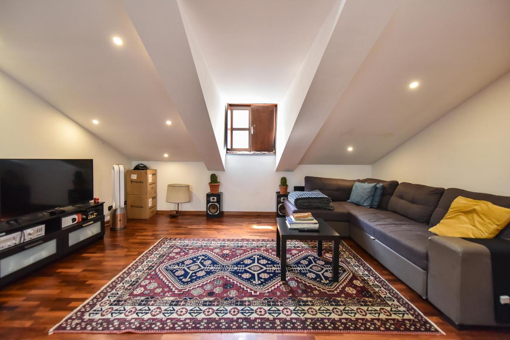 Modern Apartment Piazza Statuto Porta Susa Fs تورينو المظهر الخارجي الصورة