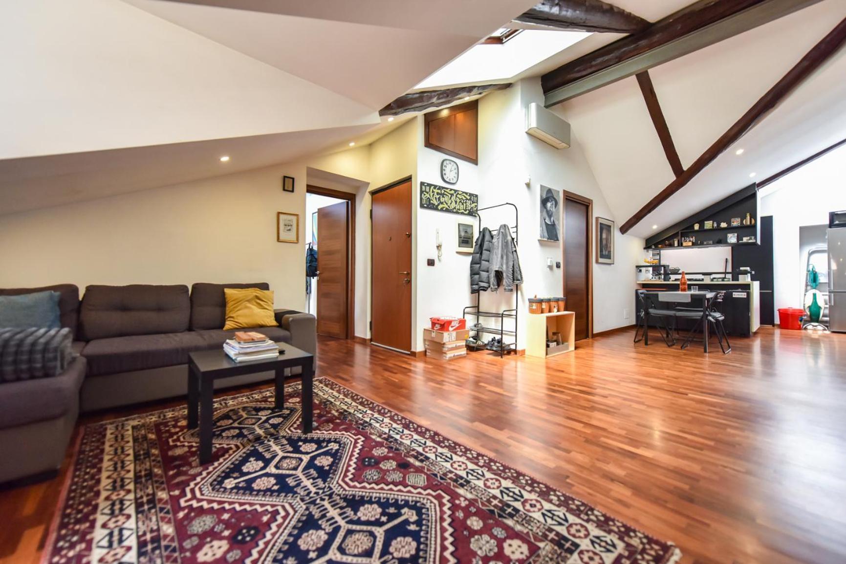 Modern Apartment Piazza Statuto Porta Susa Fs تورينو المظهر الخارجي الصورة